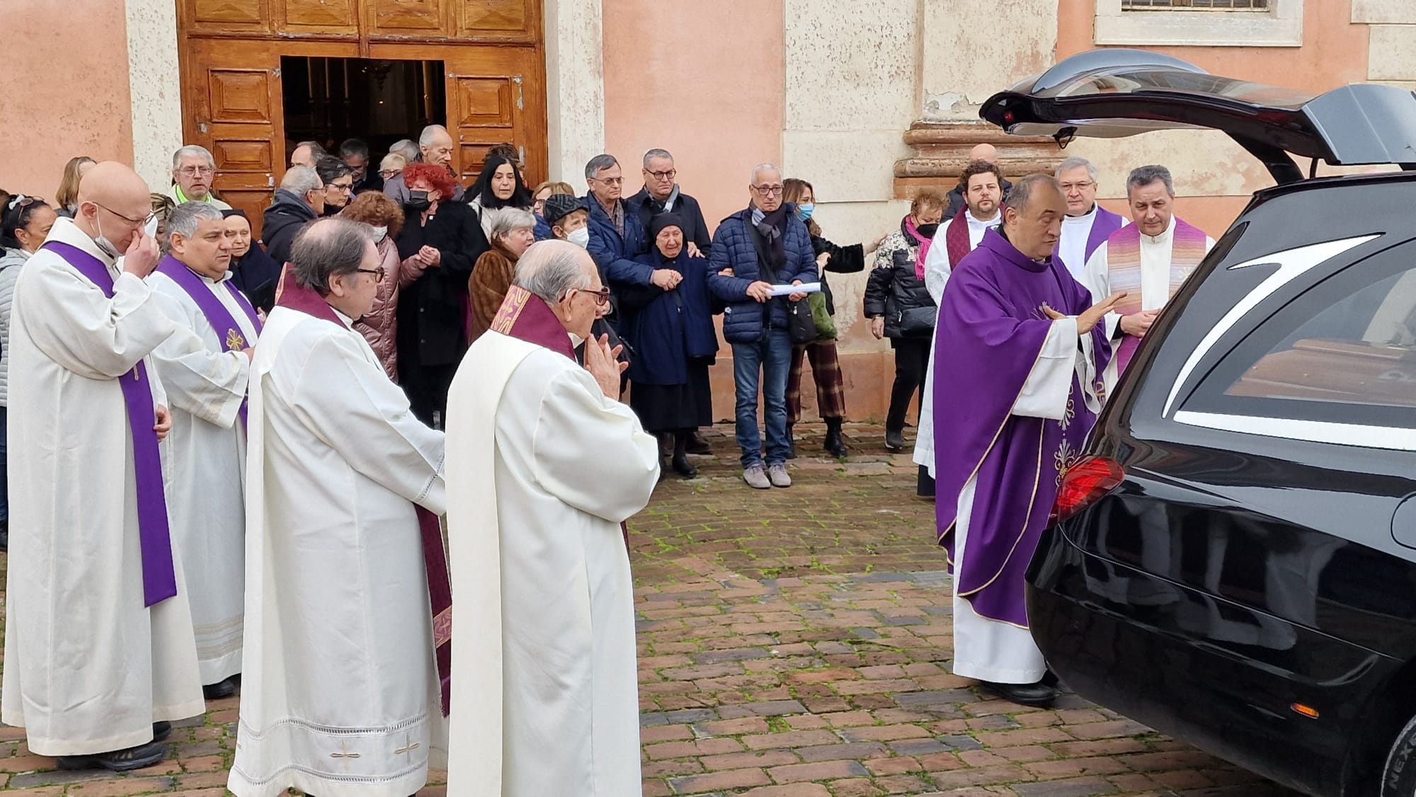L'ultimo saluto a suor Maria Rosa: sempre dalla parte degli ...
