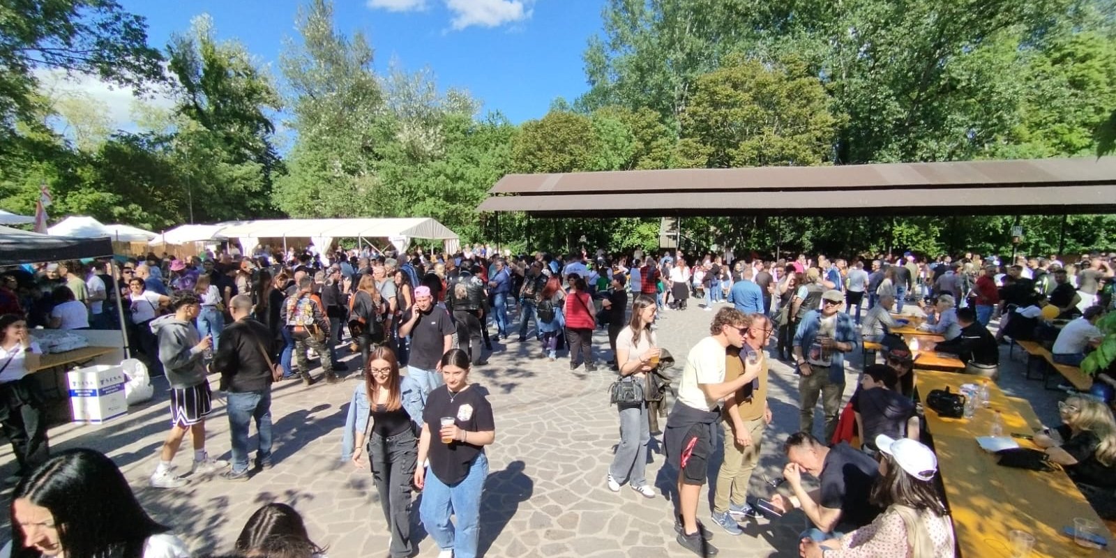 Viadana Lights Up: Music, Engines & Solidarity at Save The Bobby - News Directory 3